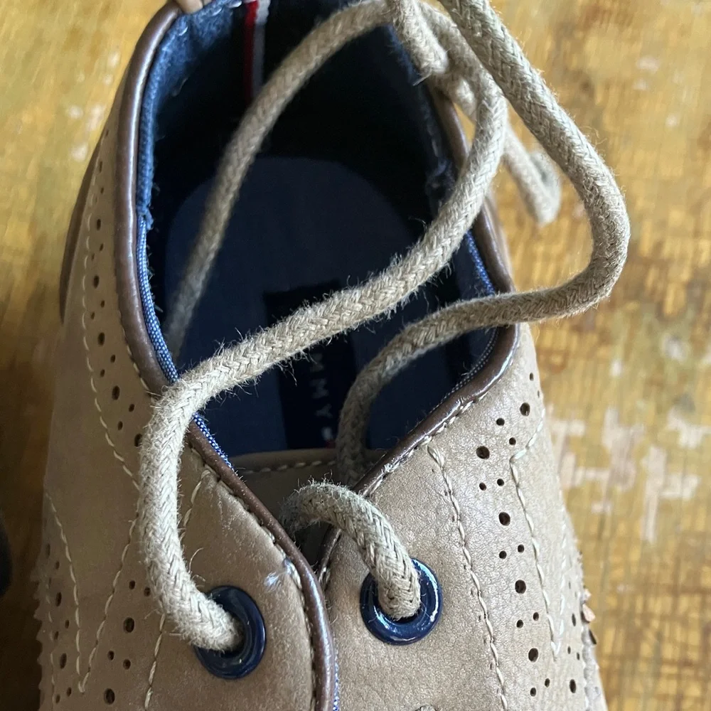 Tommy Hilfiger Kids Tan Dress Shoes